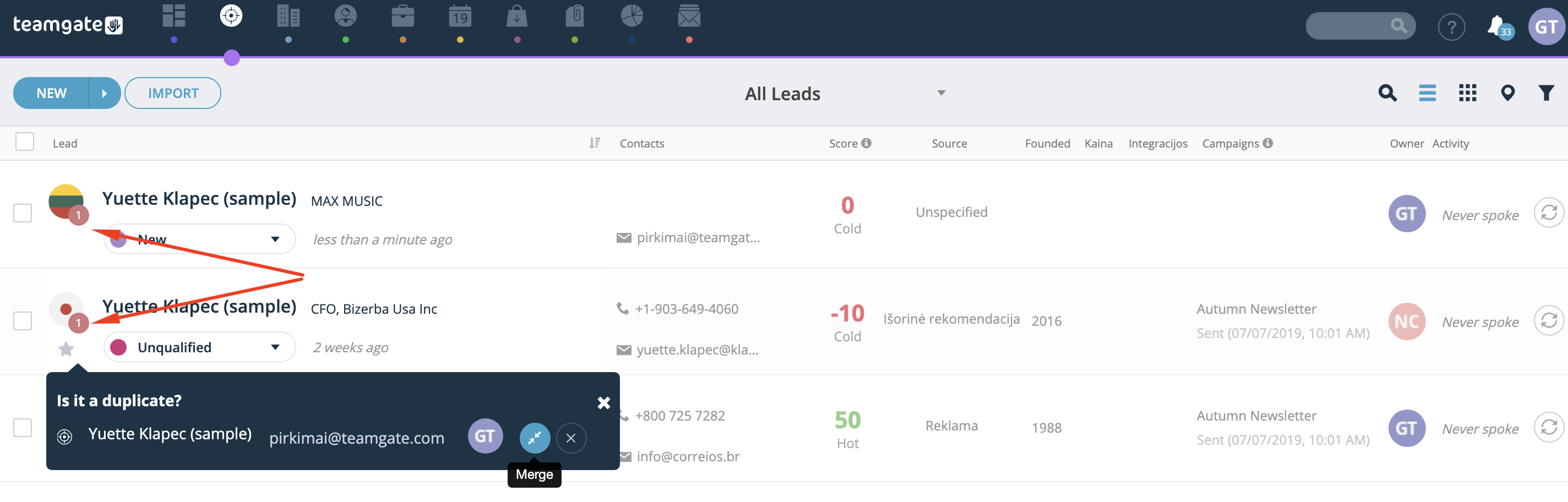 Duplicates-red-bubble-Leads-list-Teamgate-CRM.png